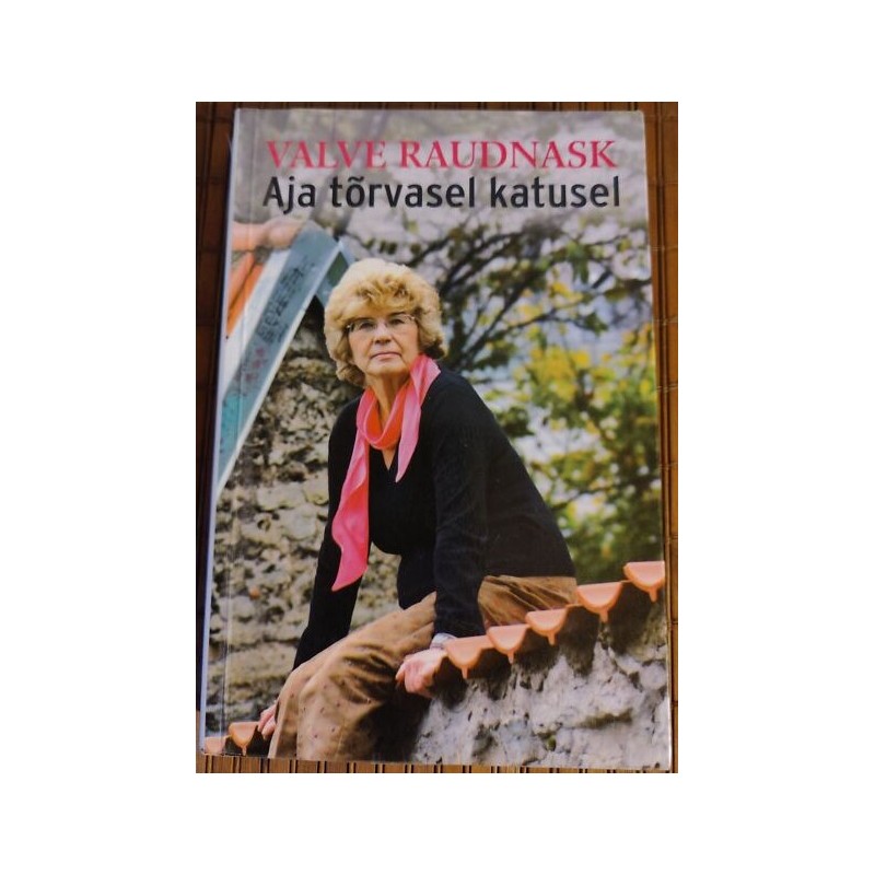 Aja tõrvasel katusel